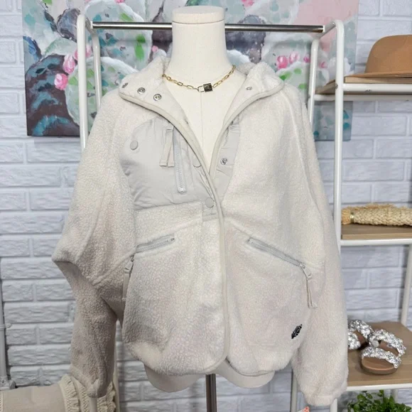 Free People New Hit The Slopes Muted Beige Jacket - Picture 2 of 4